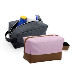 Necessaire de Nylon com Logo