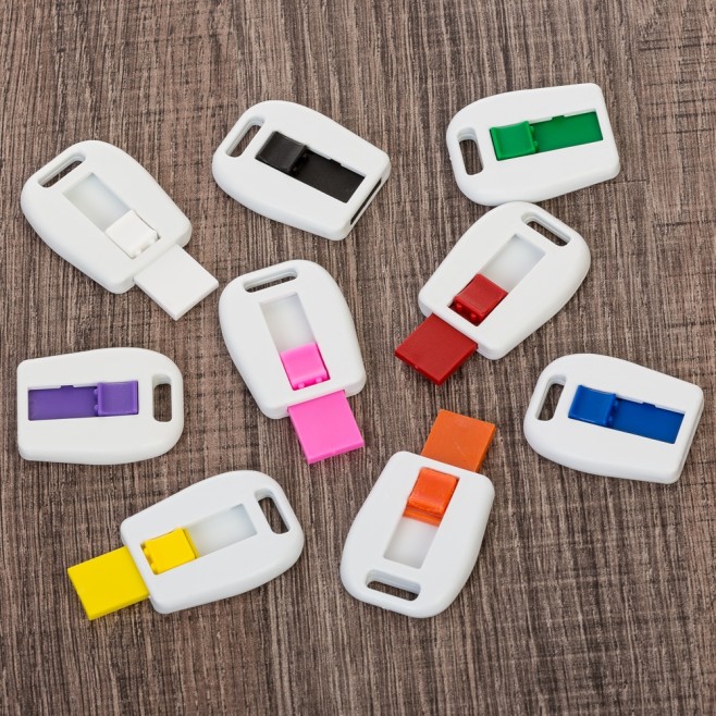 Carcaça Retrátil para Memória Personalizada